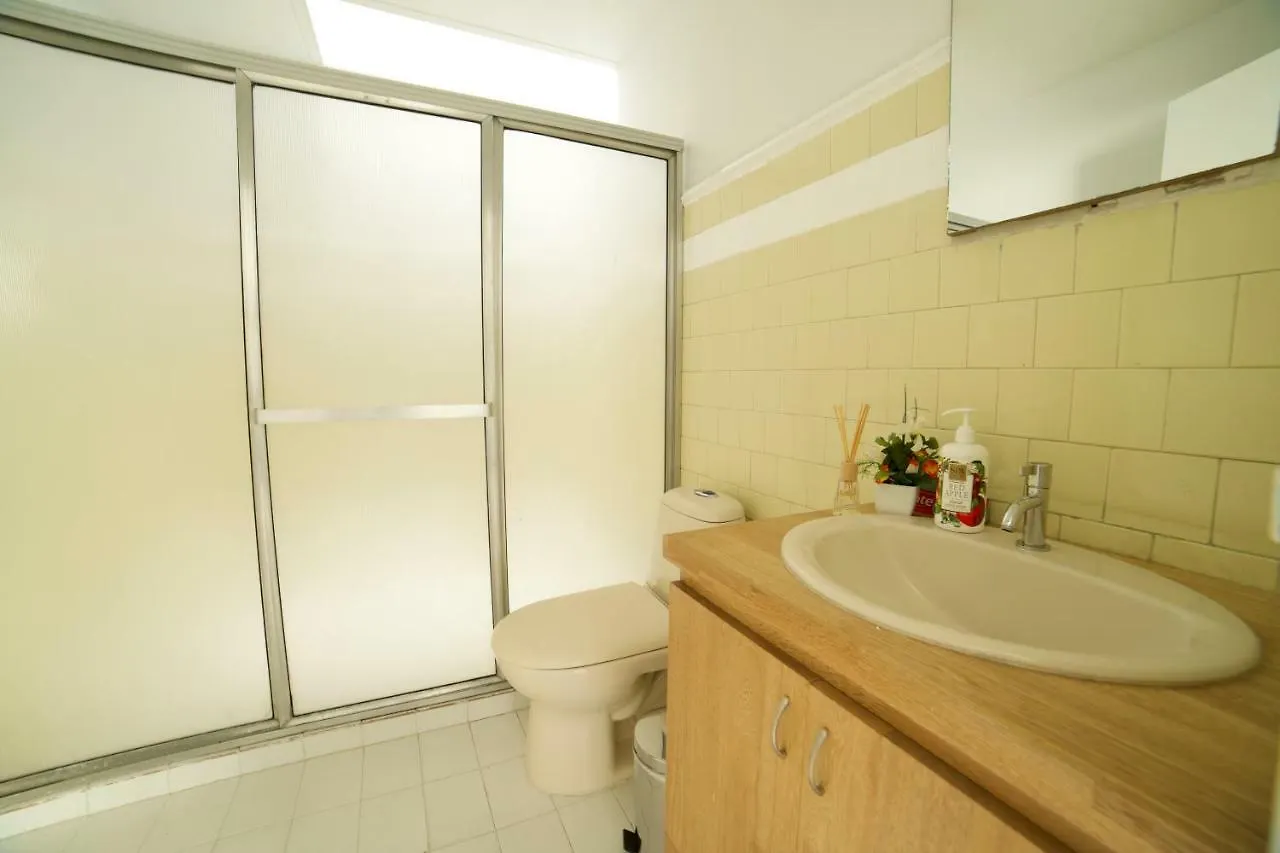 مبيت وإفطار ميديلين Conomad House كولومبيا